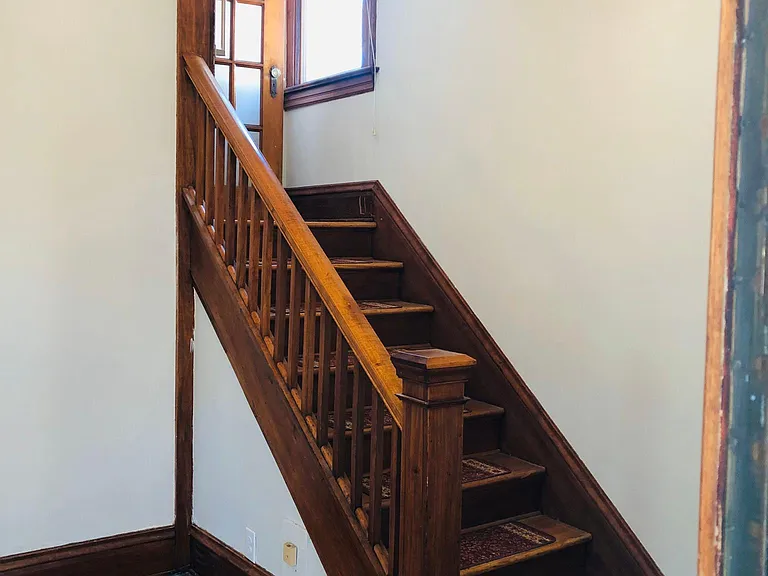 61 Quincy St — Photo 3