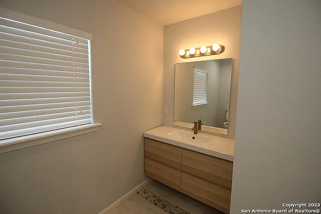 64 Vaughan Pl — Photo 16