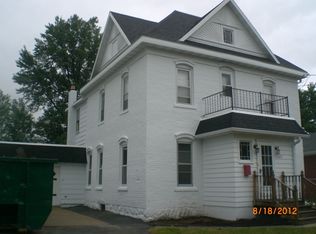 1309 Academy St, Elroy, WI 53929