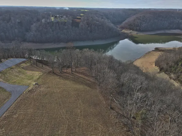 100 Dockery Rd, Russell Springs, KY 42642