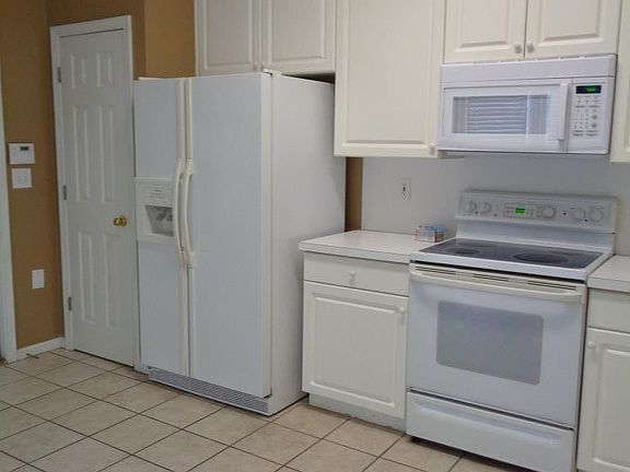 4th image of 8700 Stoneridge Pl
