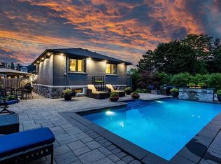 1375 Langdale Cres, Oakville, ON L6H2K7