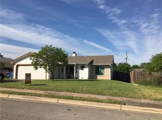 912 Edgerly Ln, Pflugerville, TX 78660