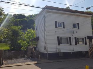 526 Bauerlein St, Pittsburgh, PA