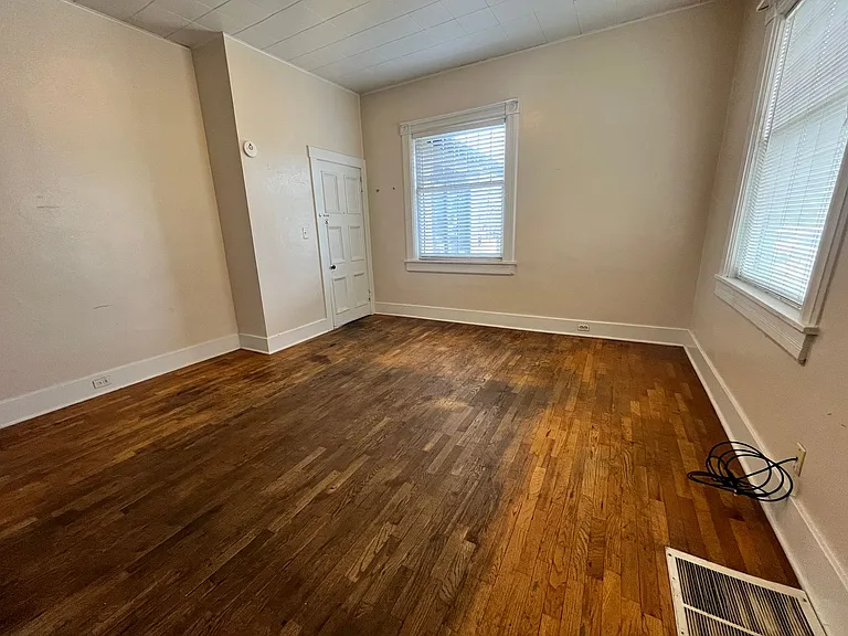 409 N. Cascade Avenue — Photo 4