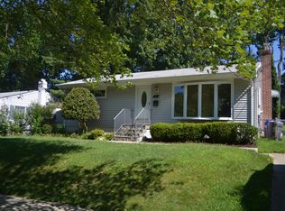 3211 Blueford Rd, Kensington, MD 20895