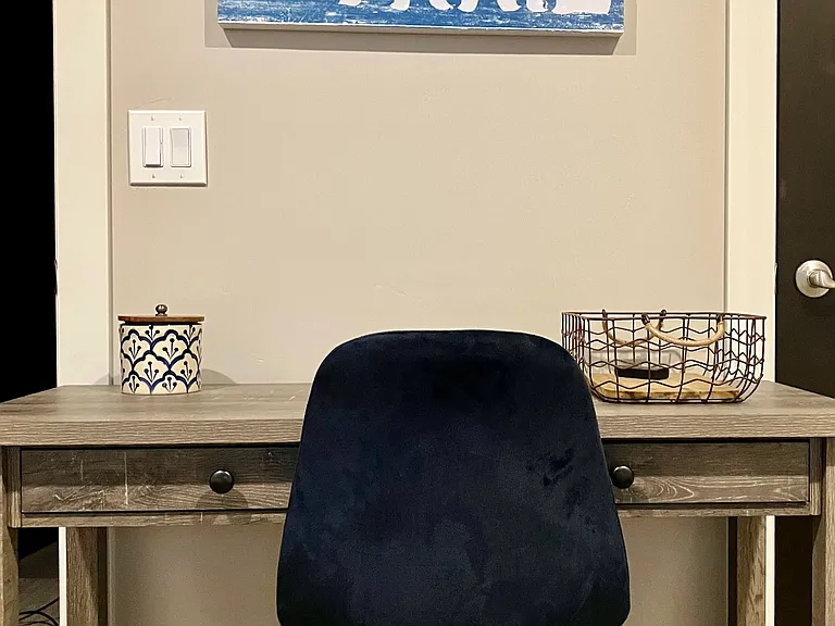 Great work area in second bedroom