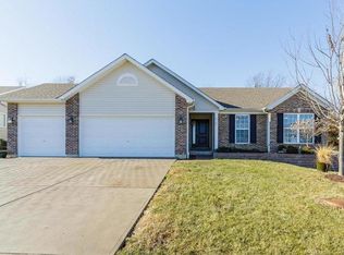 75 Grazing Way, Moscow Mills, MO 63362