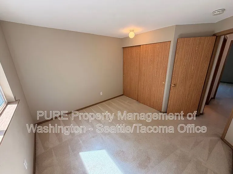 804 28th Ave SE — Photo 16