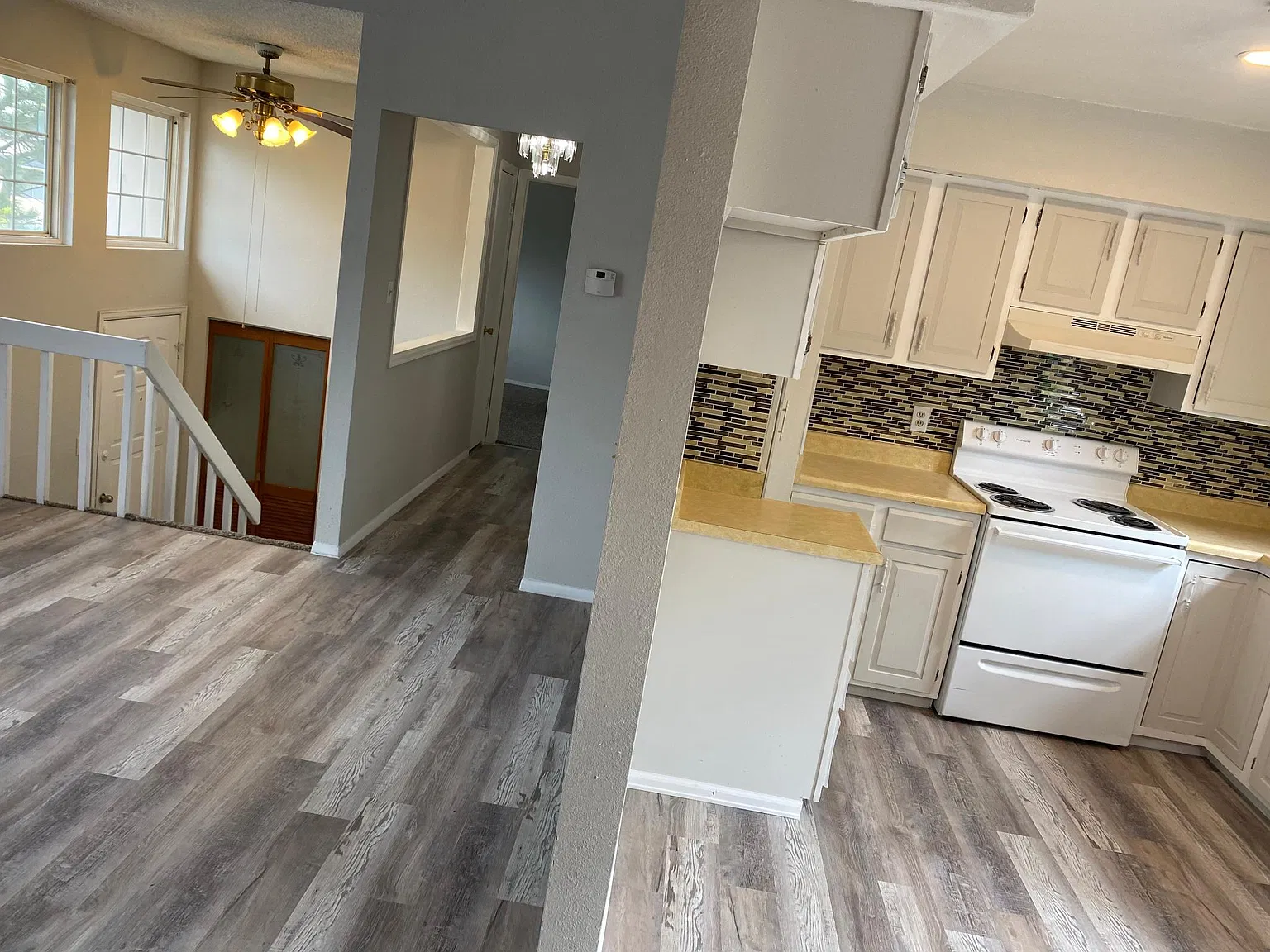 13 Wallflower Ct — Photo 3