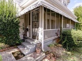 61 Pinson St, Newnan, GA 30263