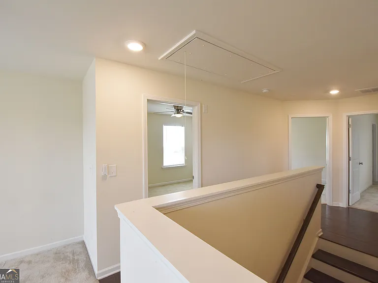 421 Southbridge Pass — Photo 65