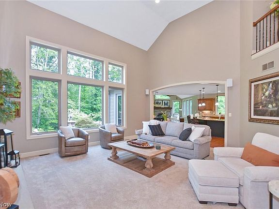 5th image of 3670 Seven Oaks Trl
