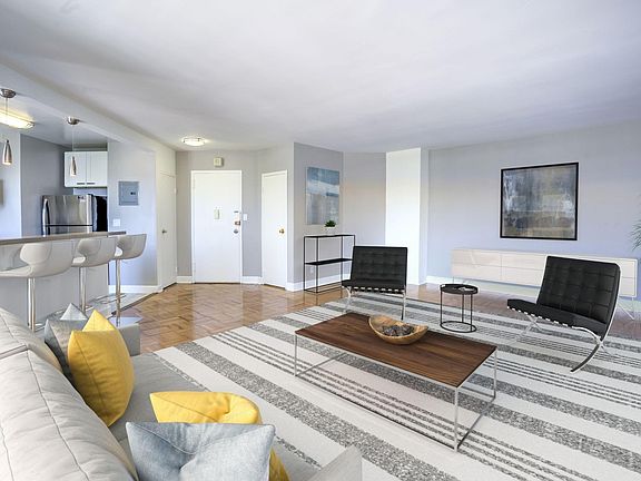 4th image of 6200 W 3rd St #4004C