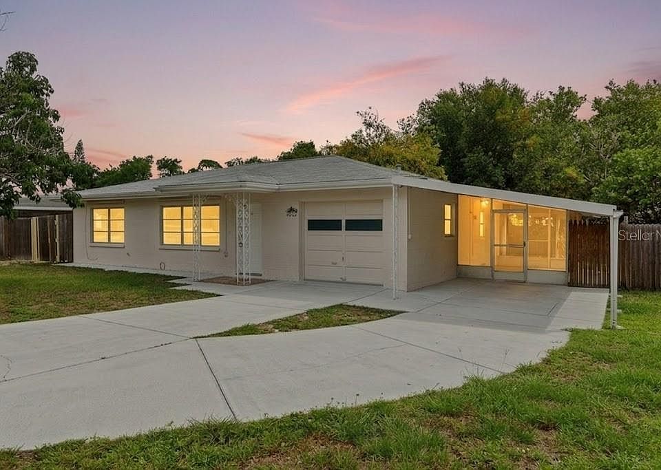1st image of 4512 19TH STREET CIRCLE W