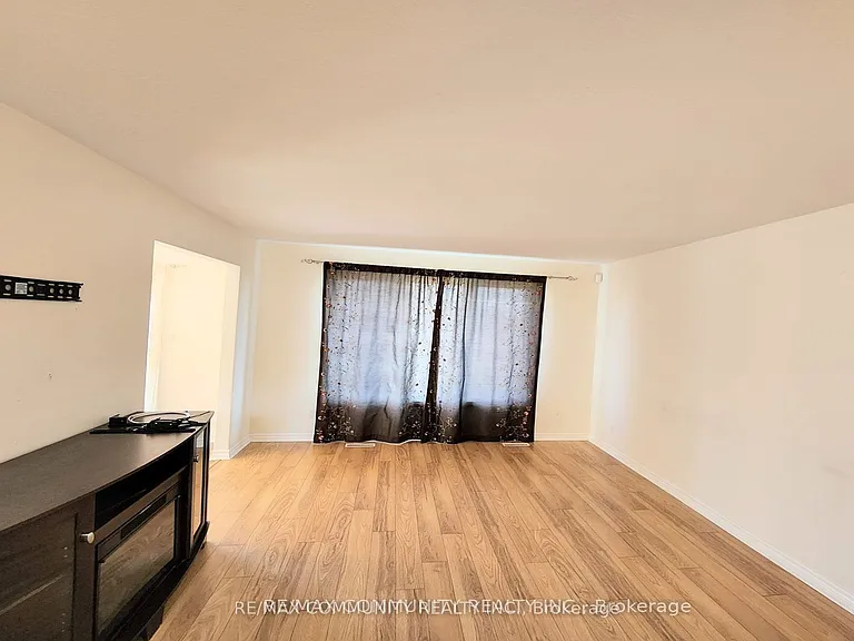 24 Sunshine Ln — Photo 12