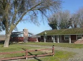 1624 N Arboleda Dr, Merced, CA 95340