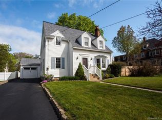 89 Gardner Ave, New London, CT 06320