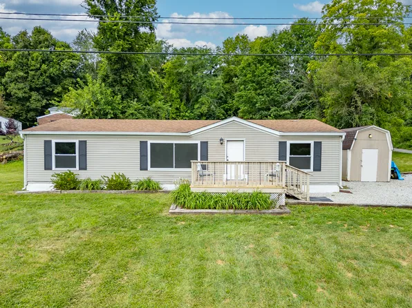 11753 N Forest Manor Dr, Mooresville, IN 46158