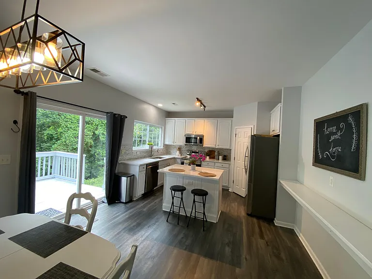 5028 Newport Landing Way — Photo 6