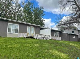 3108 S 9th Ave, Sioux Falls, SD 57105