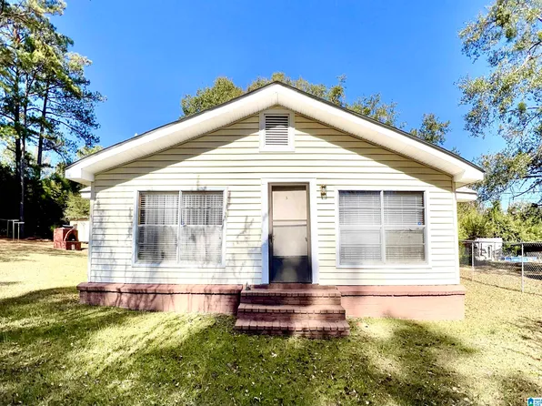 808 17th Ave N, Clanton, AL 35045