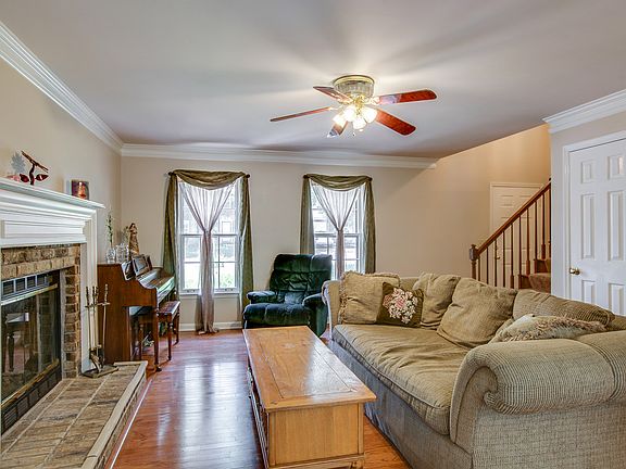 4th image of 624 Watson Branch Dr
