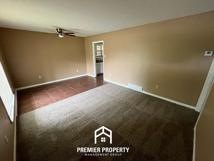 2049 Pennel Cv — Photo 3