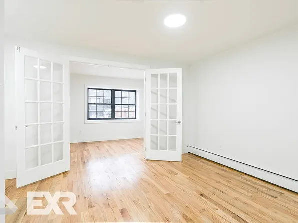 187 Cooper Avenue image 2 of 12