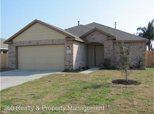621 27th Ave N, Texas City, TX 77590