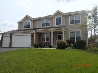 484 Honeysuckle Ln, Yorkville, IL 60560