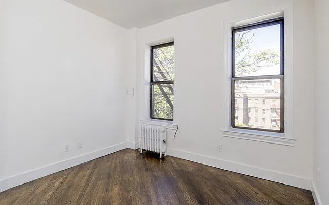 Rented by Compass | media 9