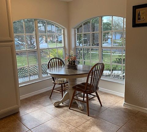 4th image of 2639 Regency Oak Ln