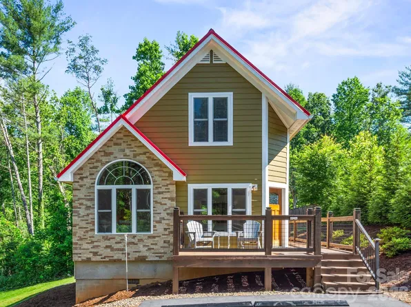 154 Dogwood Dr, Weaverville, NC 28787