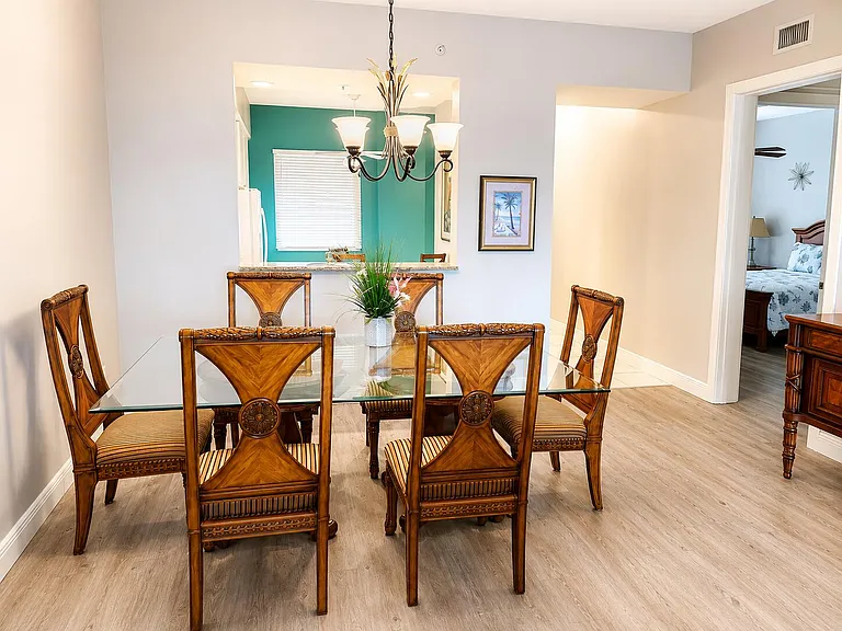 32 Harbour Isle Dr W #203 — Photo 5