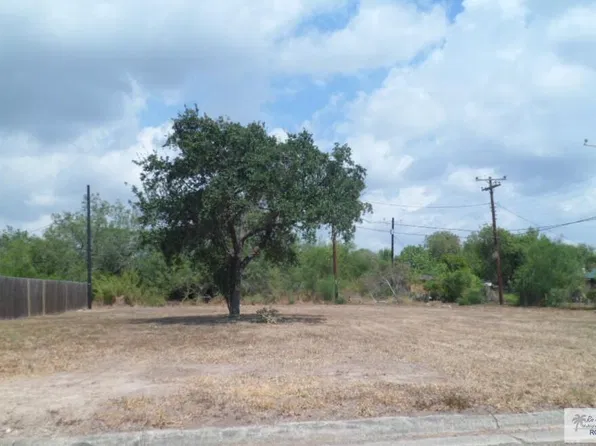 610 Garrison Dr, San Benito, TX 78586