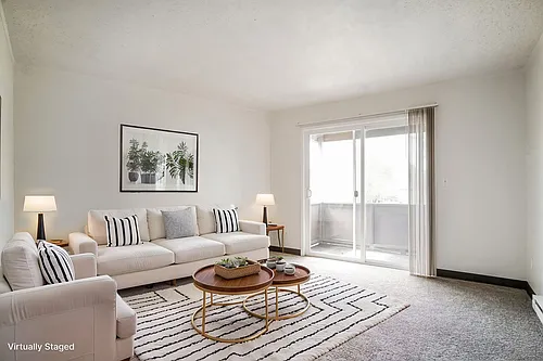 Riviera Apartments Photo 1