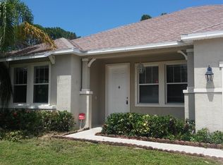 1195 SE Odonnell Ln, Port Saint Lucie, FL 34983