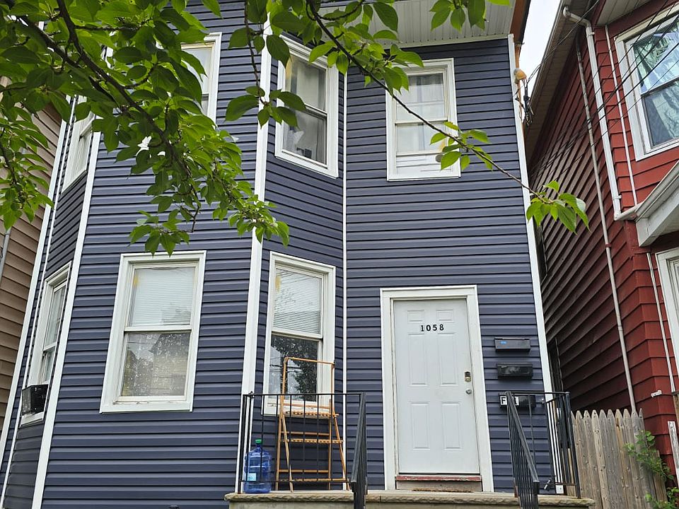 1st image of 1058 Anna St #3A