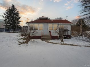 8137 N State Rd, Otisville, MI 48463