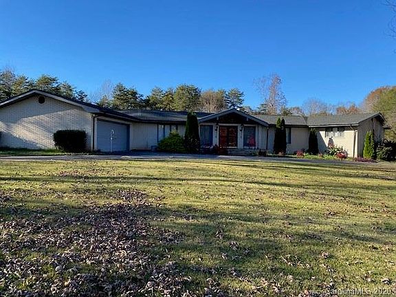 4th image of 3968 Hickory Hwy