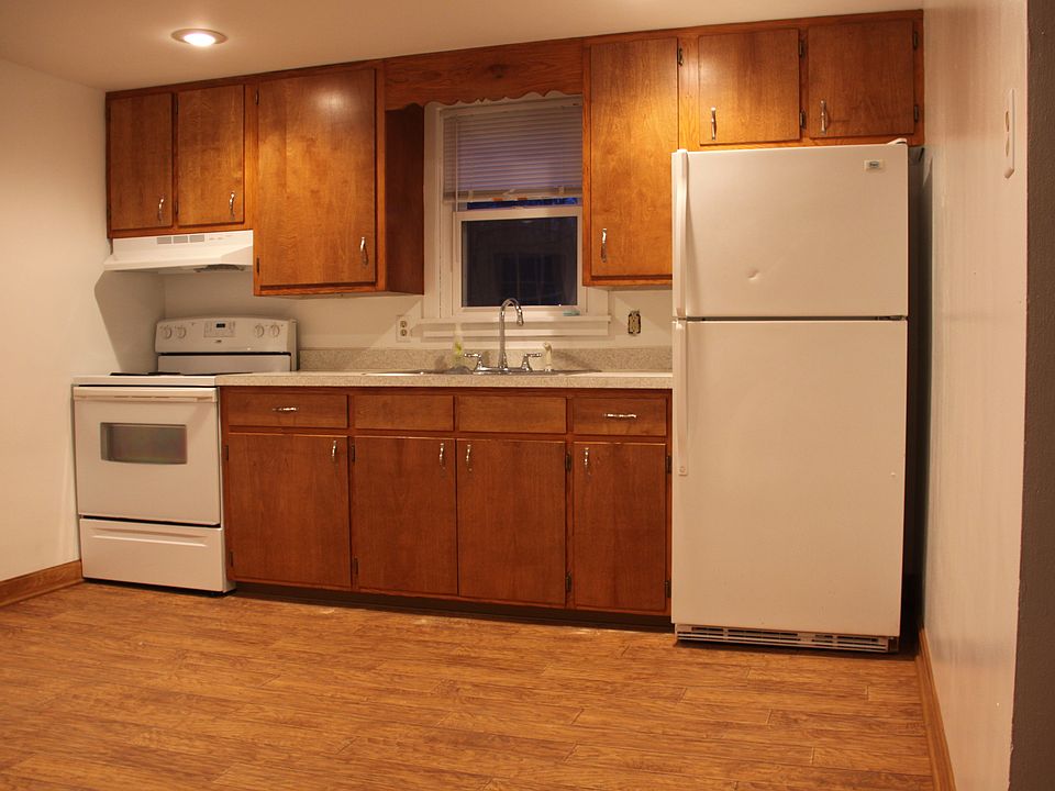 2nd image of 9310 Wadsworth Rd