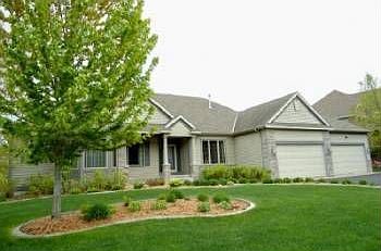 5th image of 10674 Shady Oak Ct N