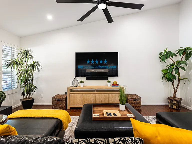 75" Smart TV