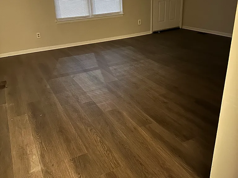 200 N Connell St — Photo 9