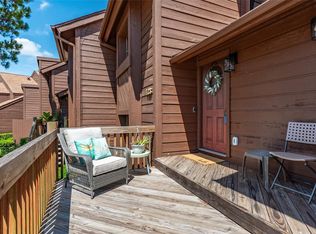 723 Davis Rd, League City, TX 77573