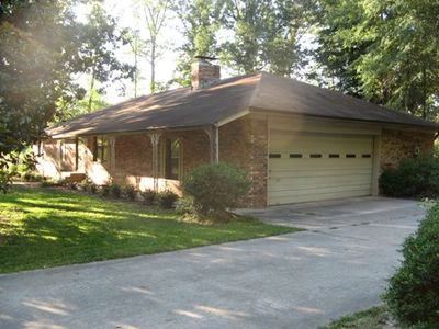 1500 Red Oak Ln, Pine Bluff, AR, 71603