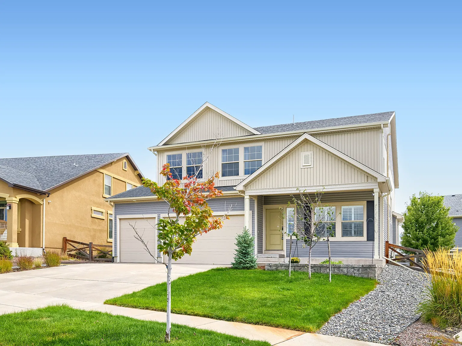 5 bed, 4324 sqft, $3,795 — Photo 1