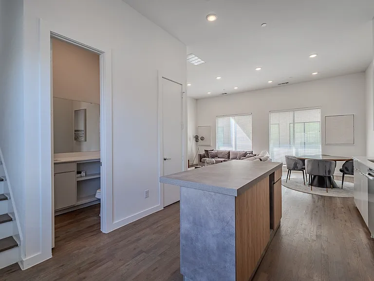 5002 San Jacinto St #202 — Photo 9