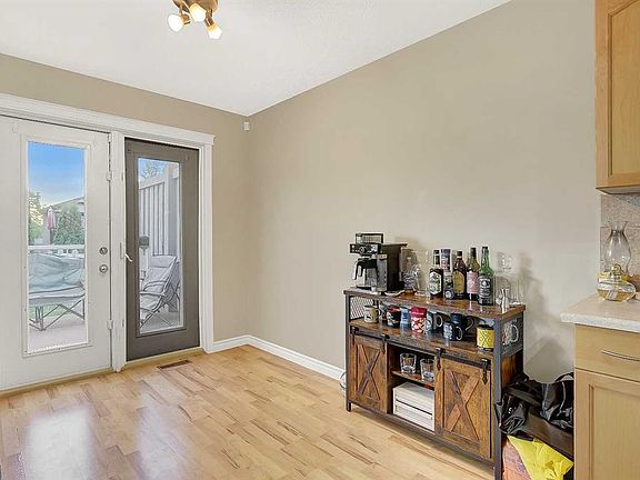 5th image of 7027 E 112th St